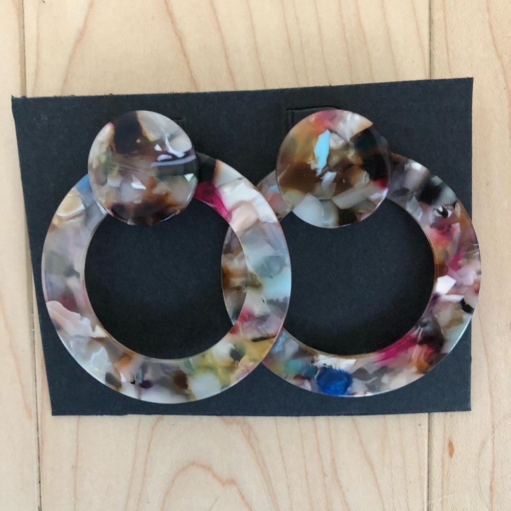 Forever 21 Resin Multicolor Drop Earrings NWOT